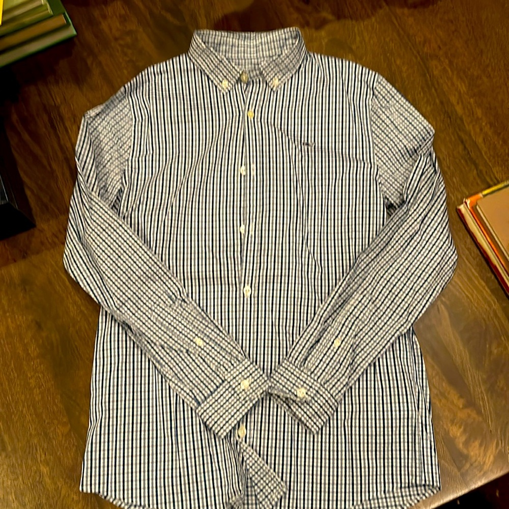 Vineyard Vines On-the-Go Performance Shirt